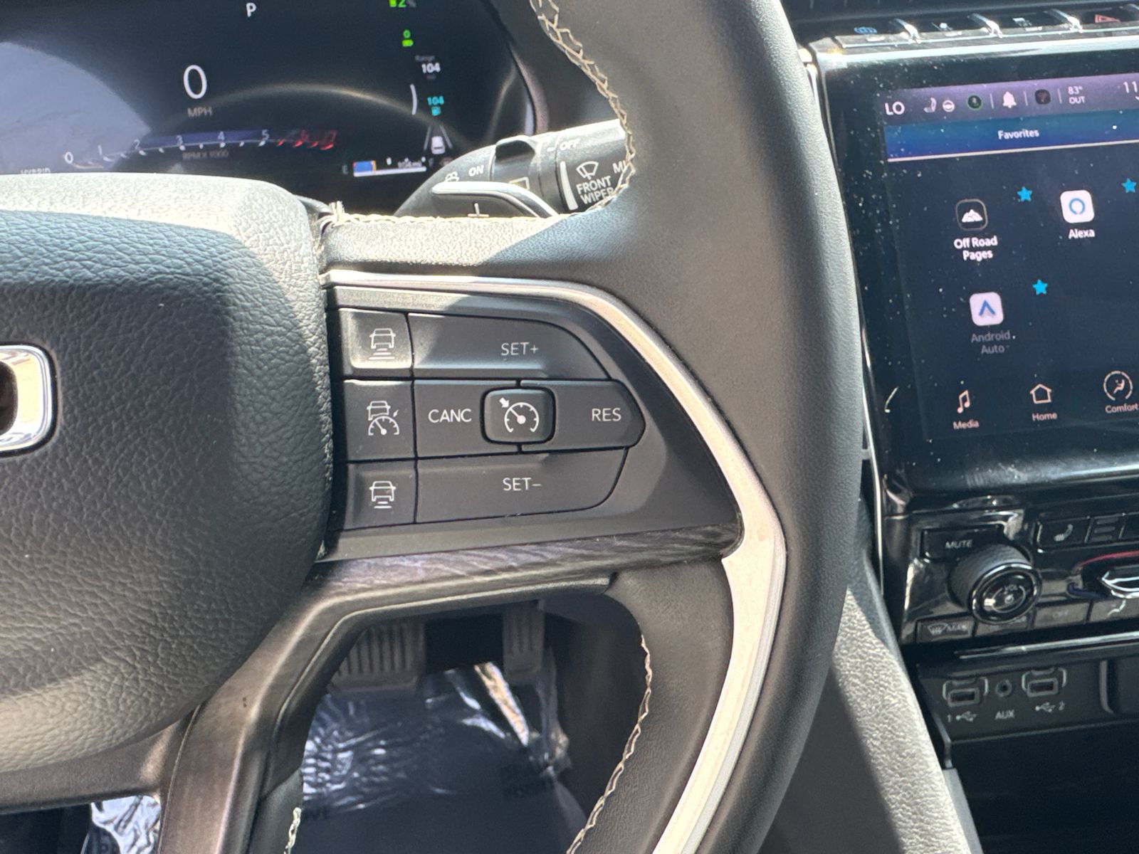 Used 2024 White Jeep 4xe image 26