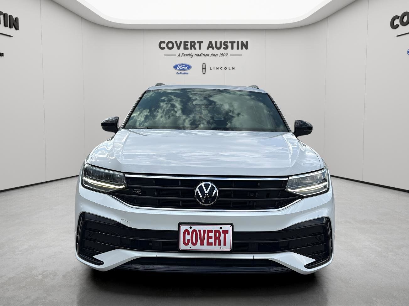 Used Car 2022 Volkswagen Tiguan  2.0t Se R-line Black For Sale In Austin, Texas
