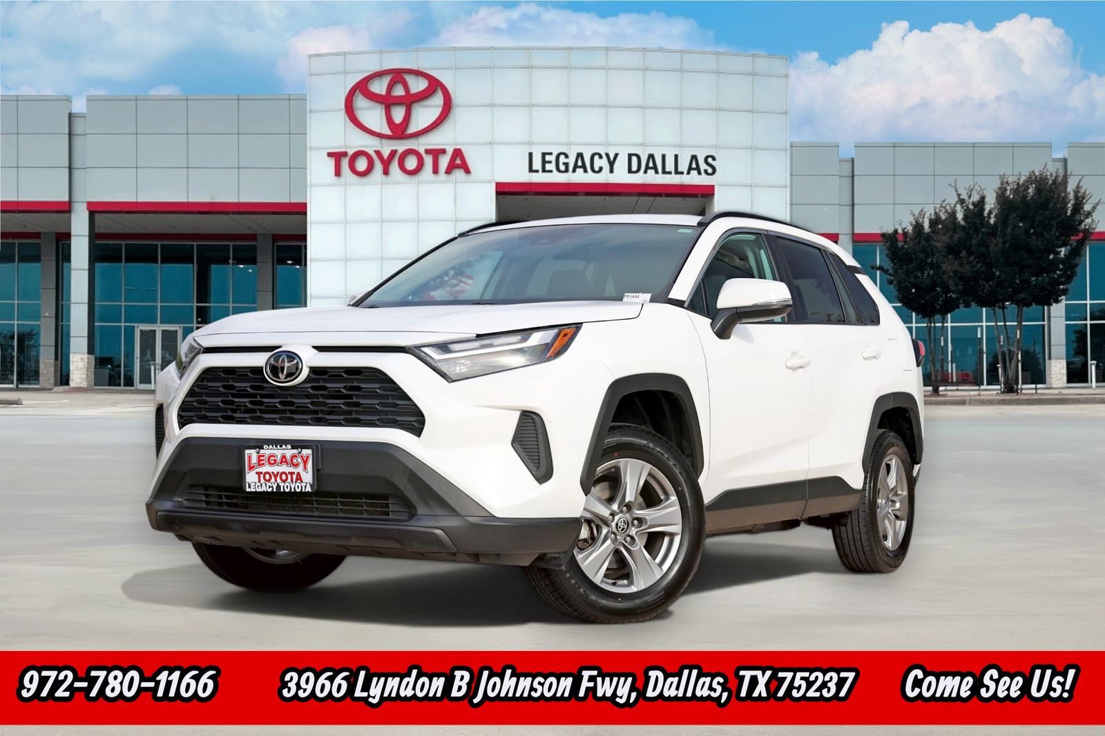 White (Wind Chill Pearl) 2024 Toyota RAV4 XLE AWD SUV / Crossover All-Wheel Drive 8-Speed Automatic