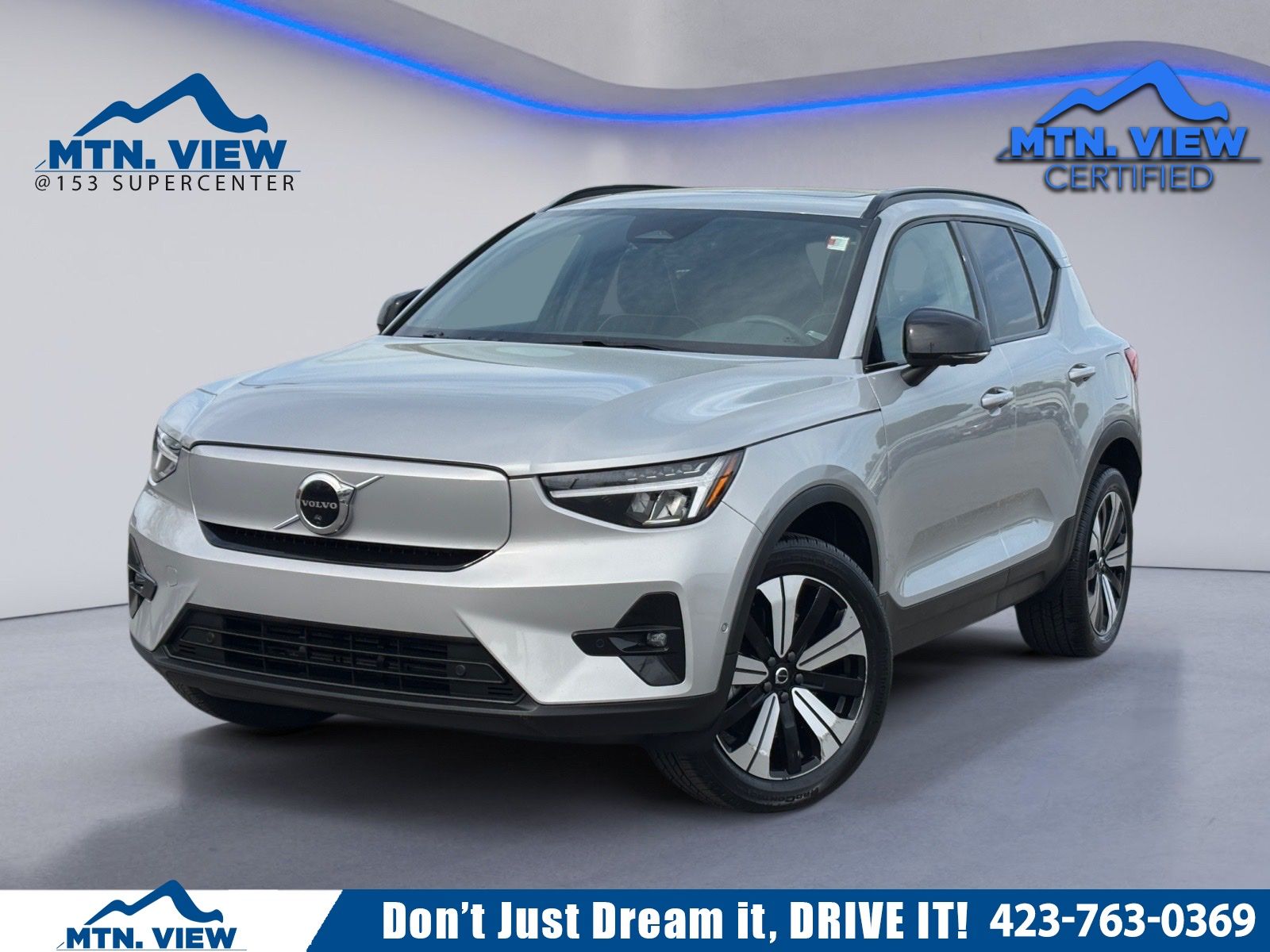 Silver 2023 Volvo XC40 Recharge Twin Plus eAWD SUV / Crossover All-Wheel Drive 1-Speed Automatic