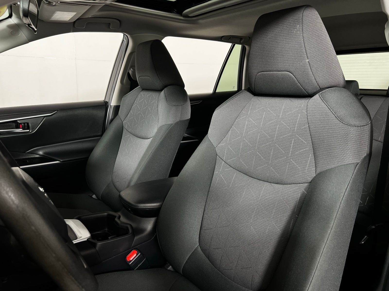 2024 Toyota RAV4 XLE 13
