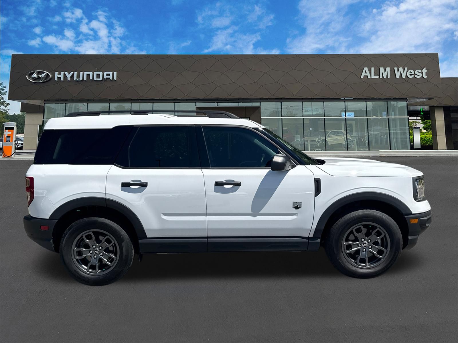 Used 2023 White Ford Big Bend image 4