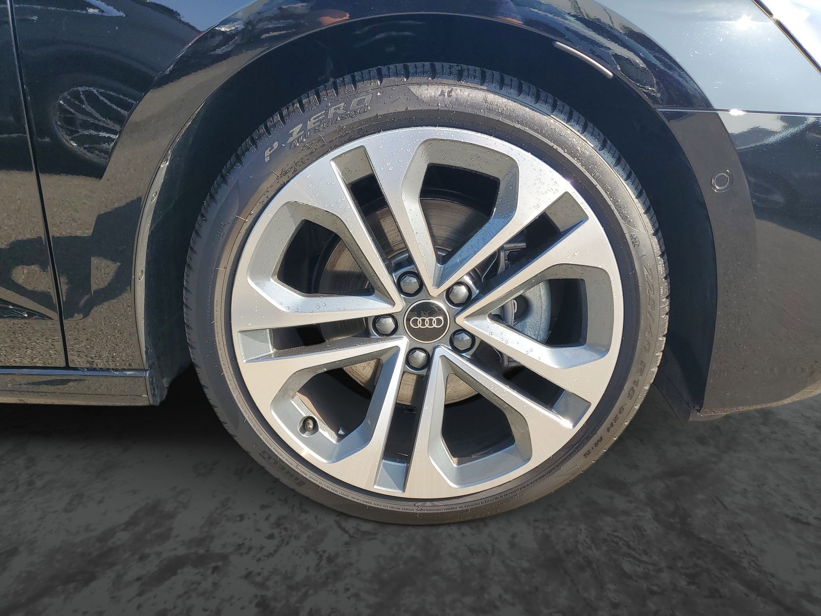 Vehicle photo