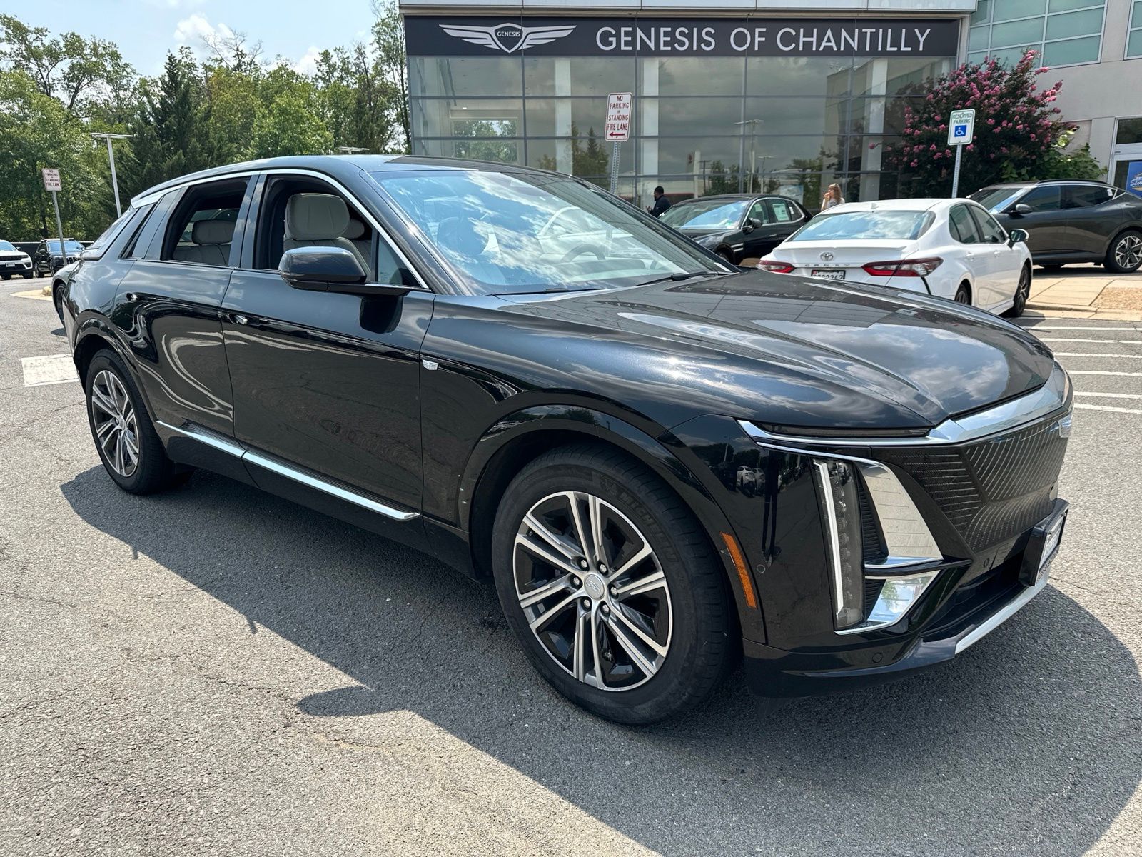  2024 Cadillac LYRIQ Luxury 1 AWD   