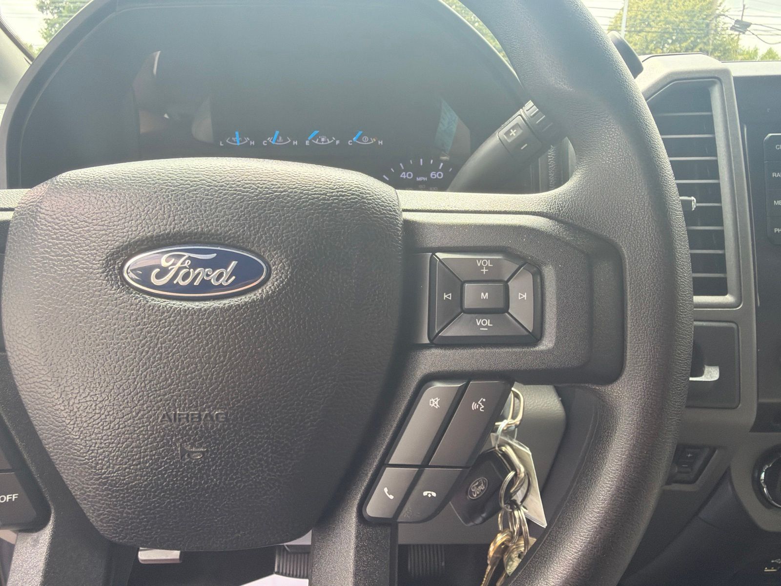 Used 2017 Oxford White Ford XL image 14