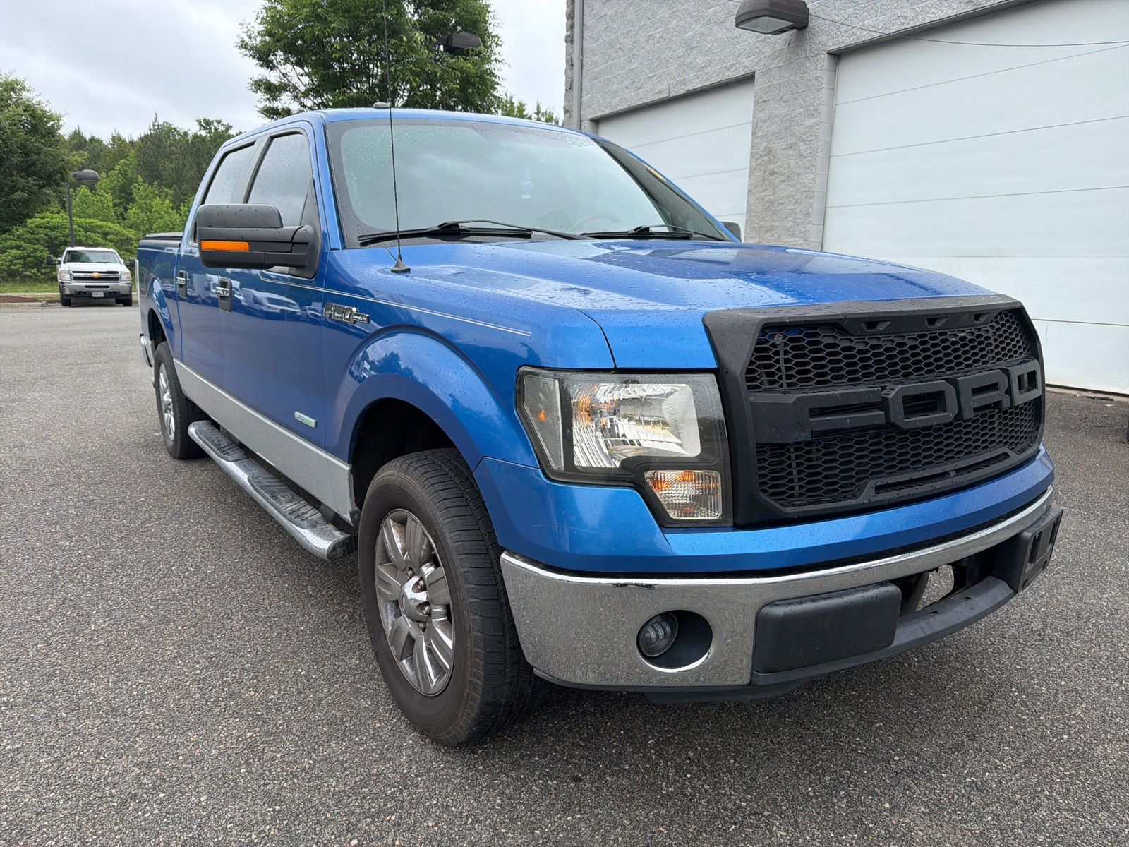 2012 Ford F-150 XLT SuperCrew 145-in's photo