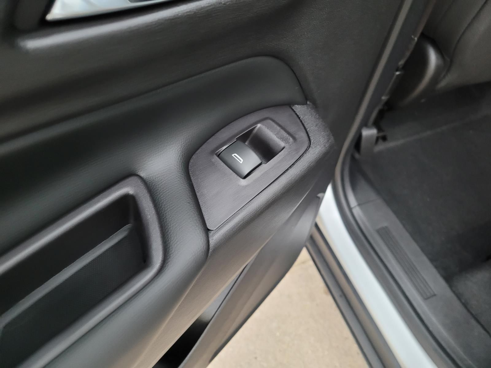 used 2018 Chevrolet Equinox car, priced at $14,900