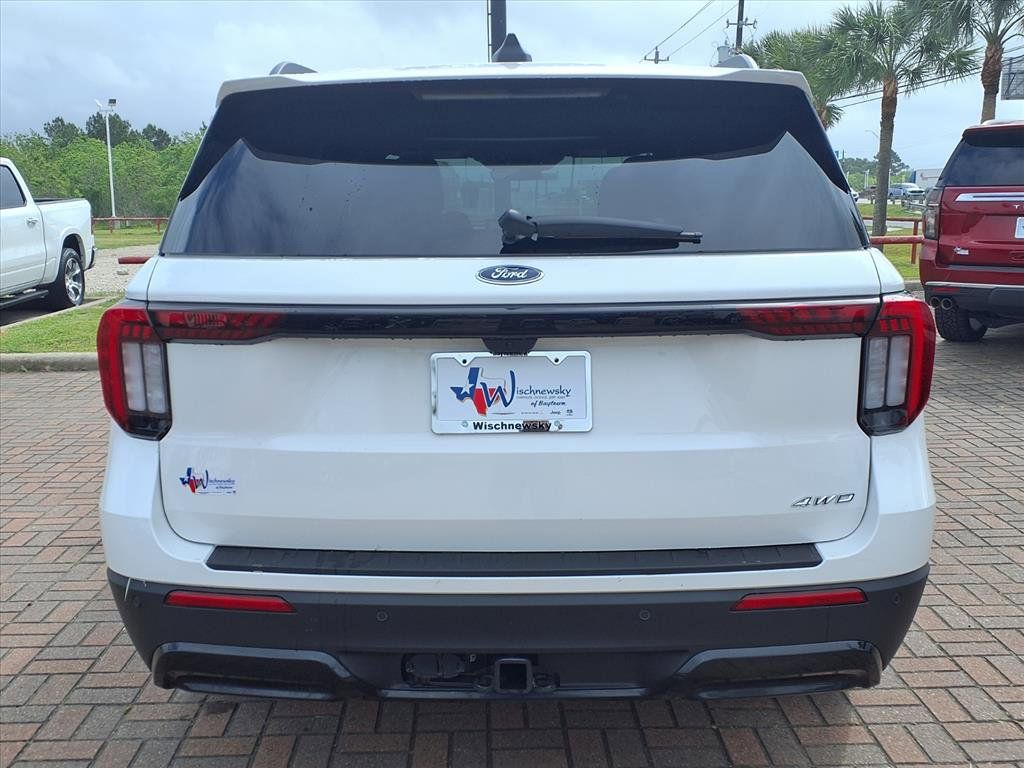 2025 Ford Explorer ST-Line - 5