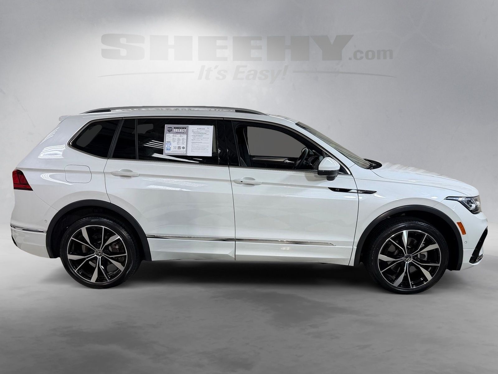Used 2022  Volkswagen 2.0T SEL R-Line image 10
