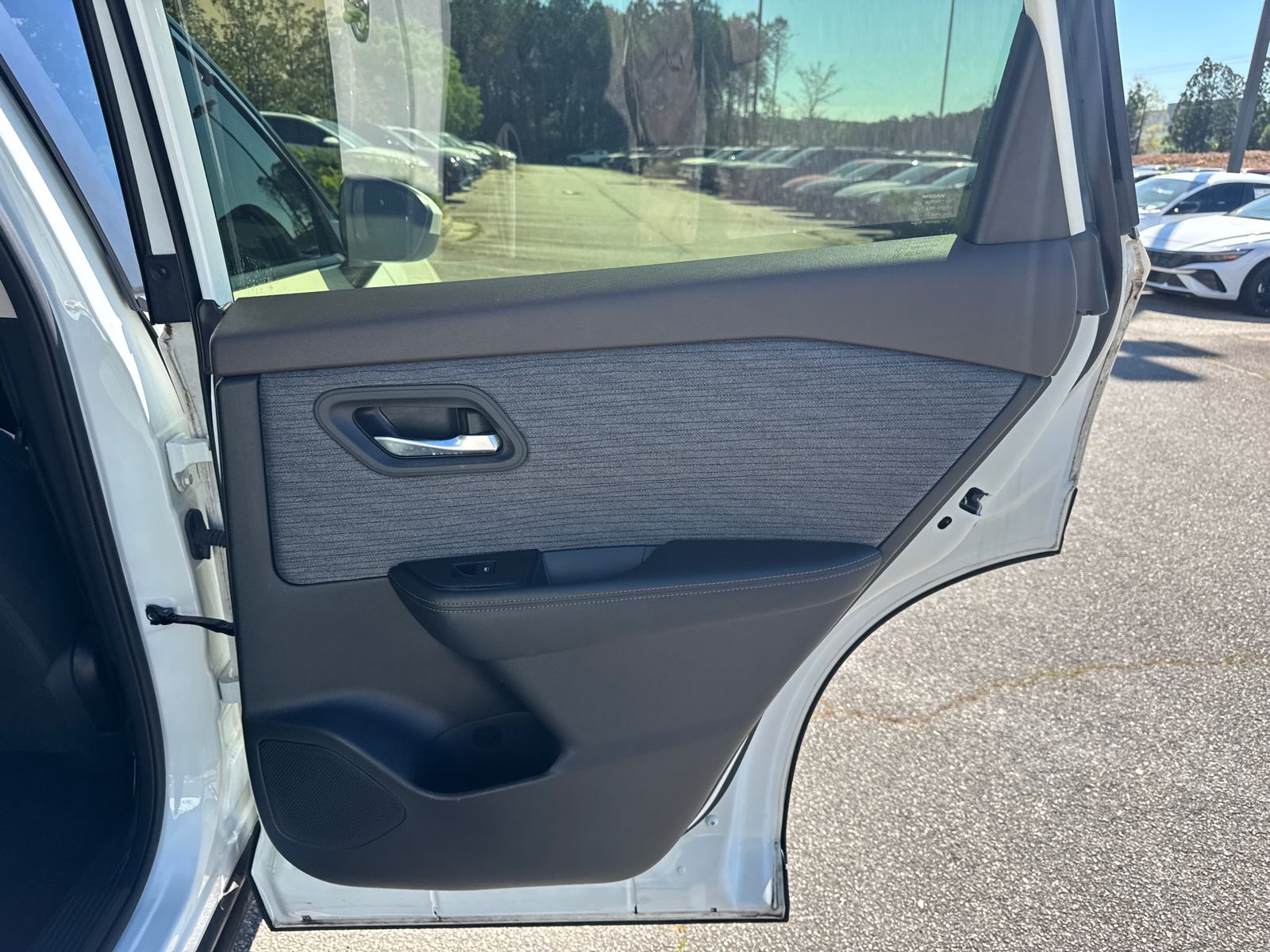 Used 2023 White Nissan SV image 16