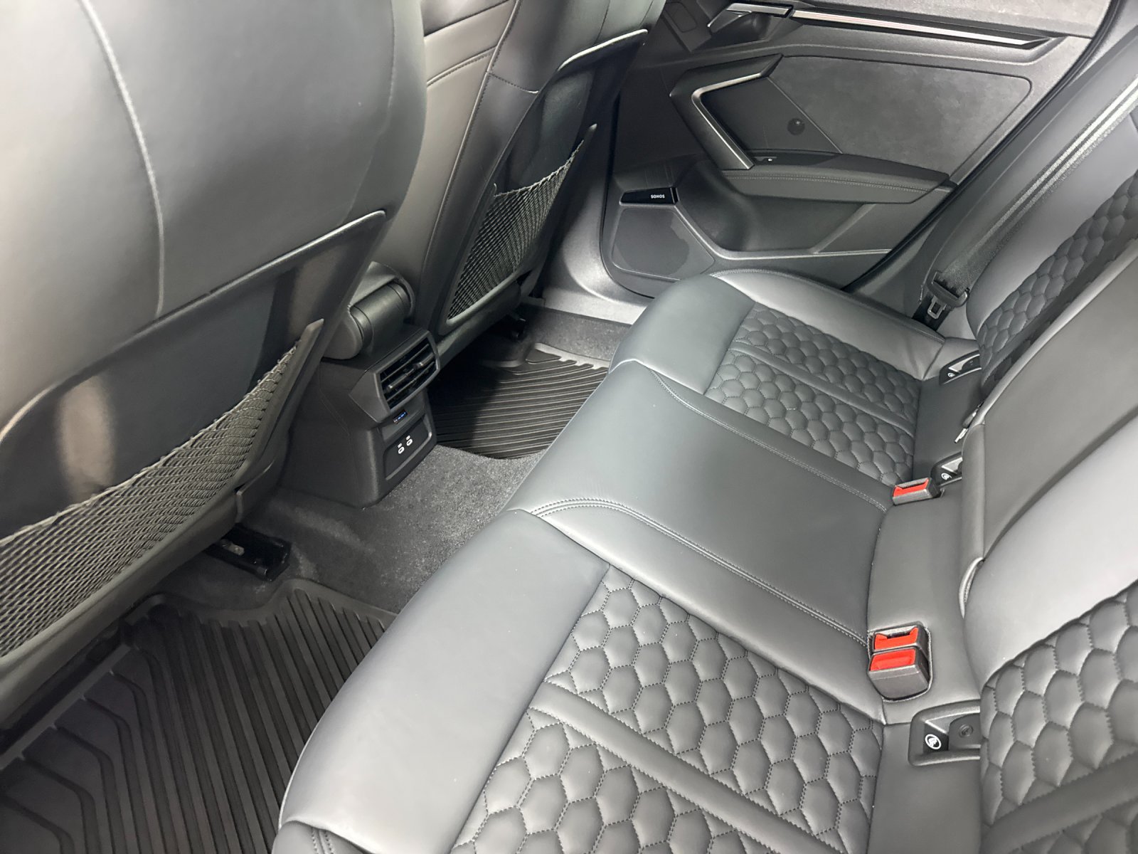 2025 Audi RS 3 2.5T — foto completa 12 de 28