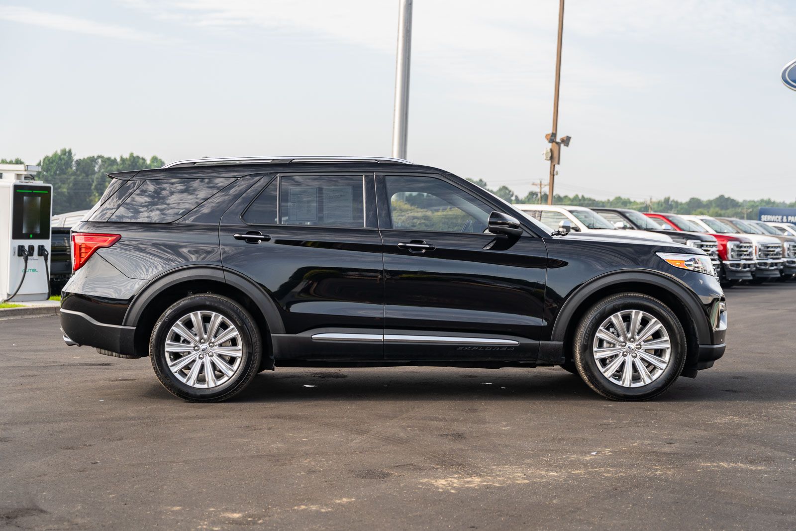 Used 2021 Ford Explorer SUV