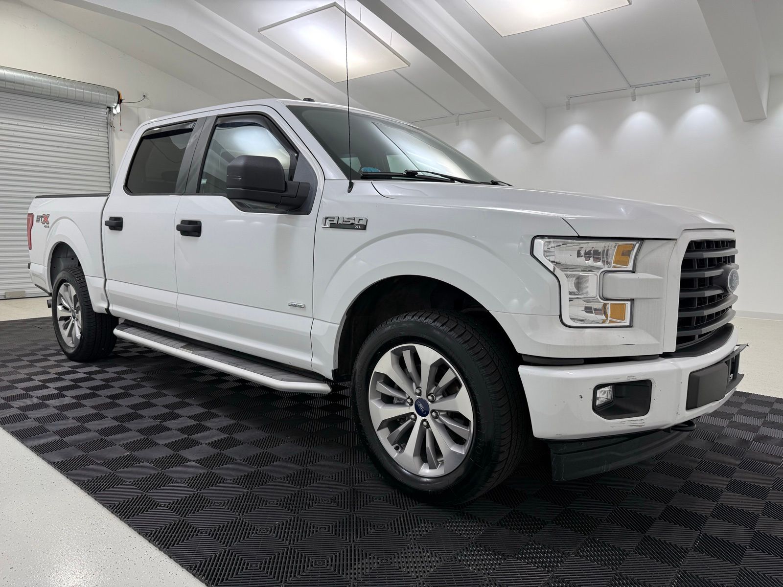 2017 Ford F-150 XL SuperCrew 4WD