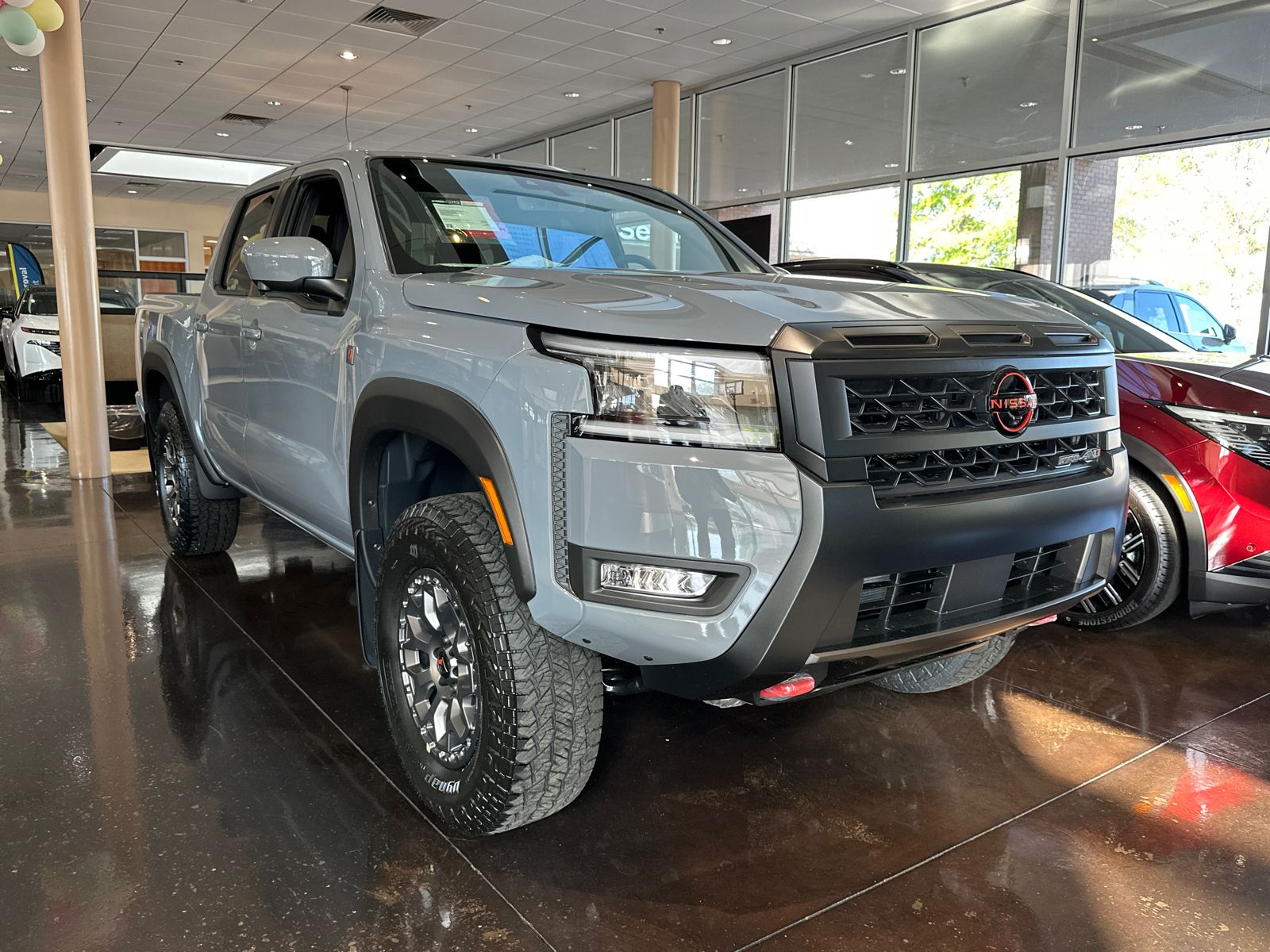 View vehicle photo 3