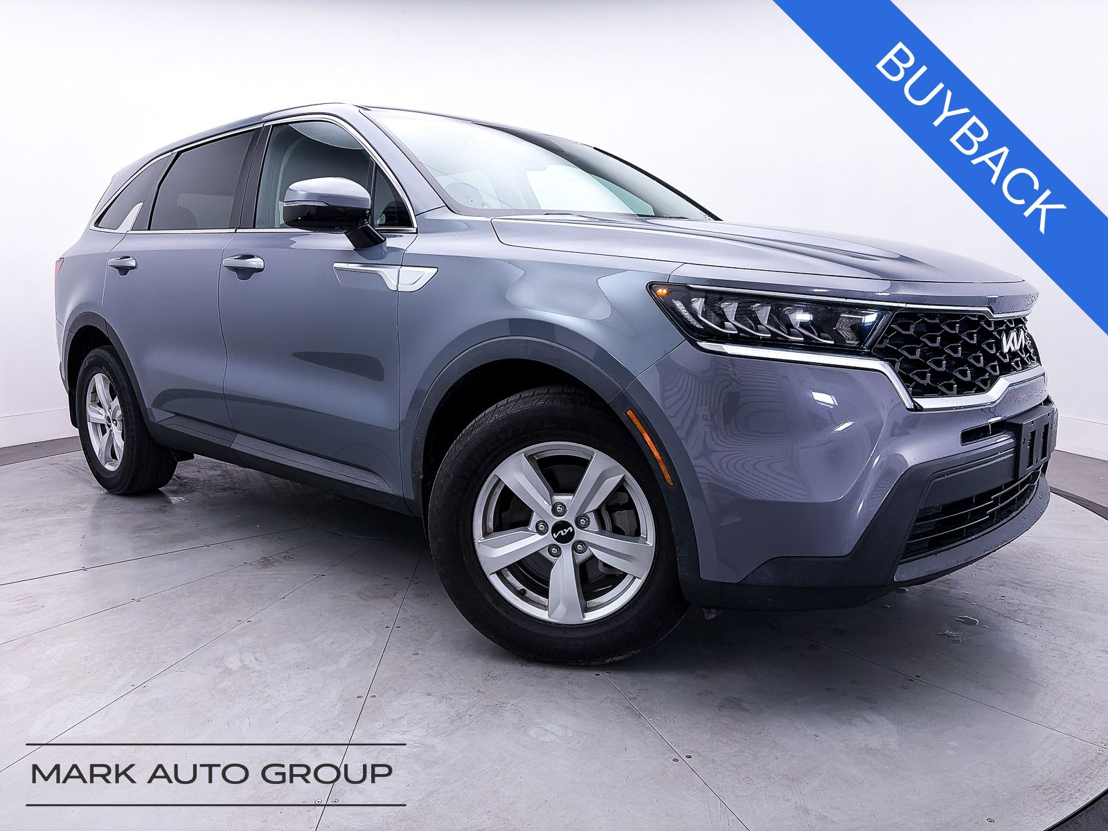 2022 Kia Sorento LX
