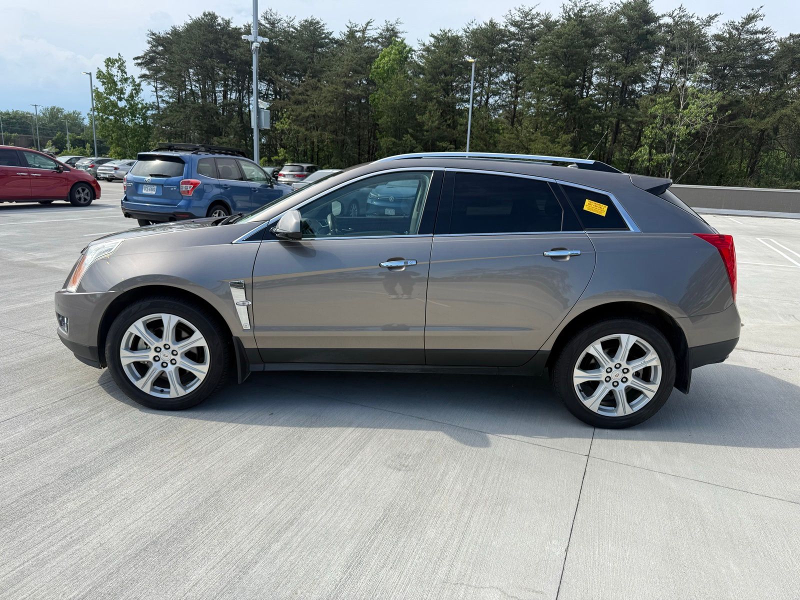 View vehicle photo 4
