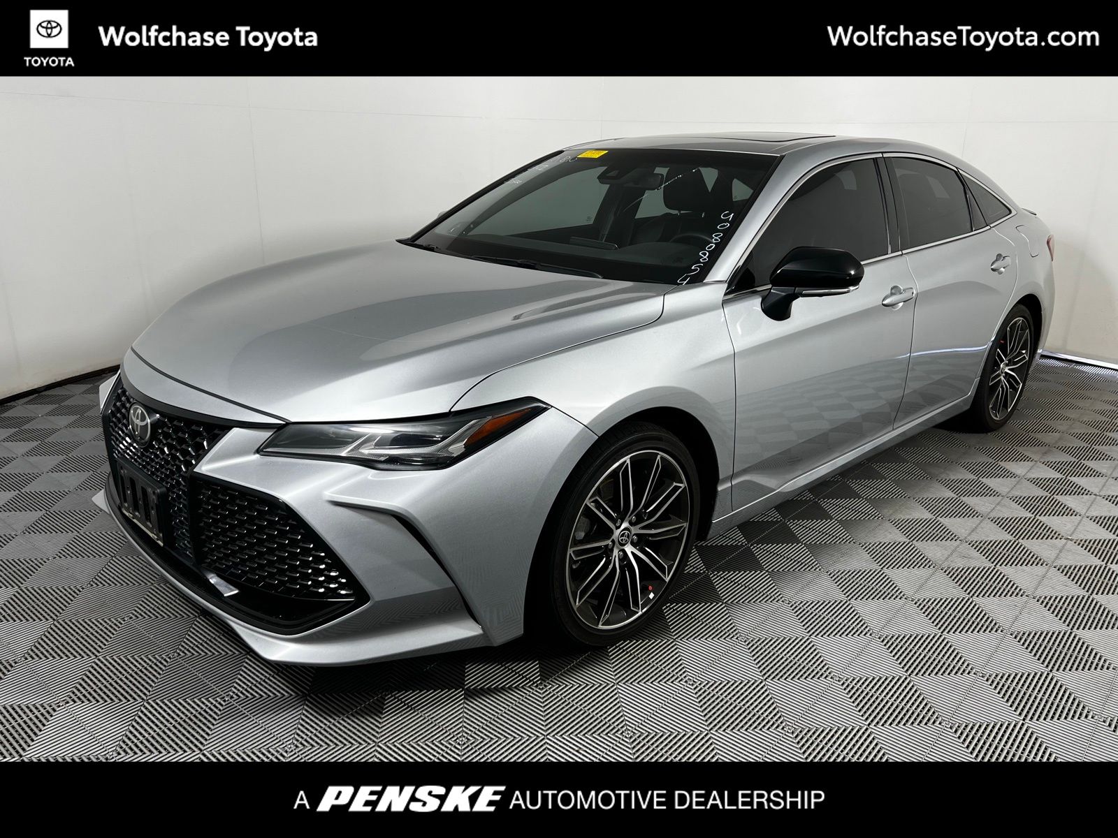 2022 Toyota Avalon Touring -
                Cordova, TN