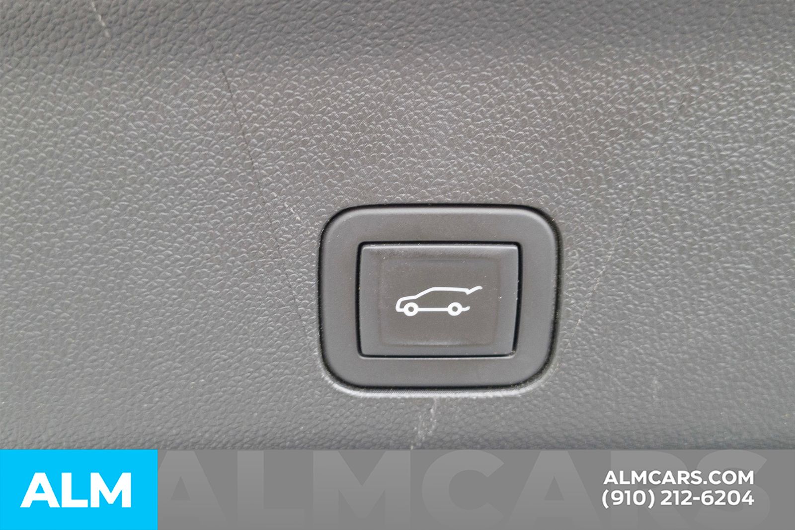 Used 2025 Black Chevrolet LT image 10