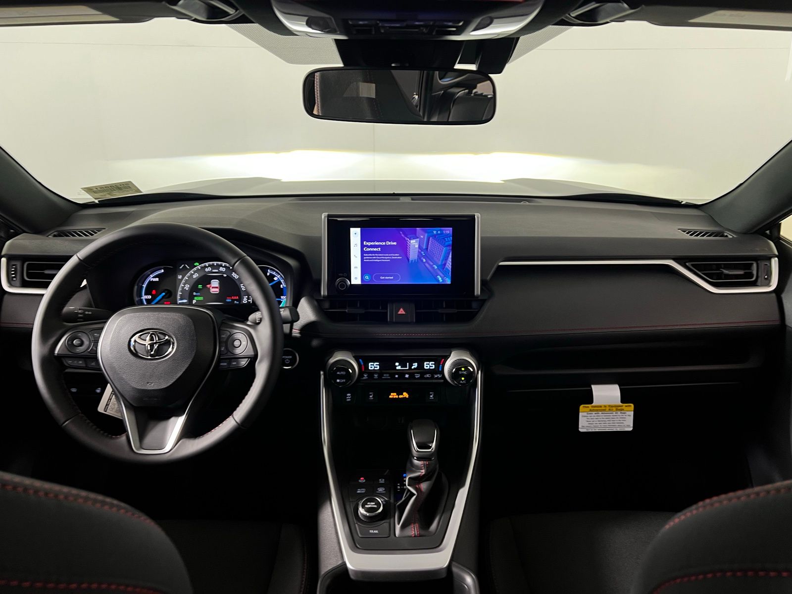 Thumbnail: 2025 Toyota RAV4 - 22