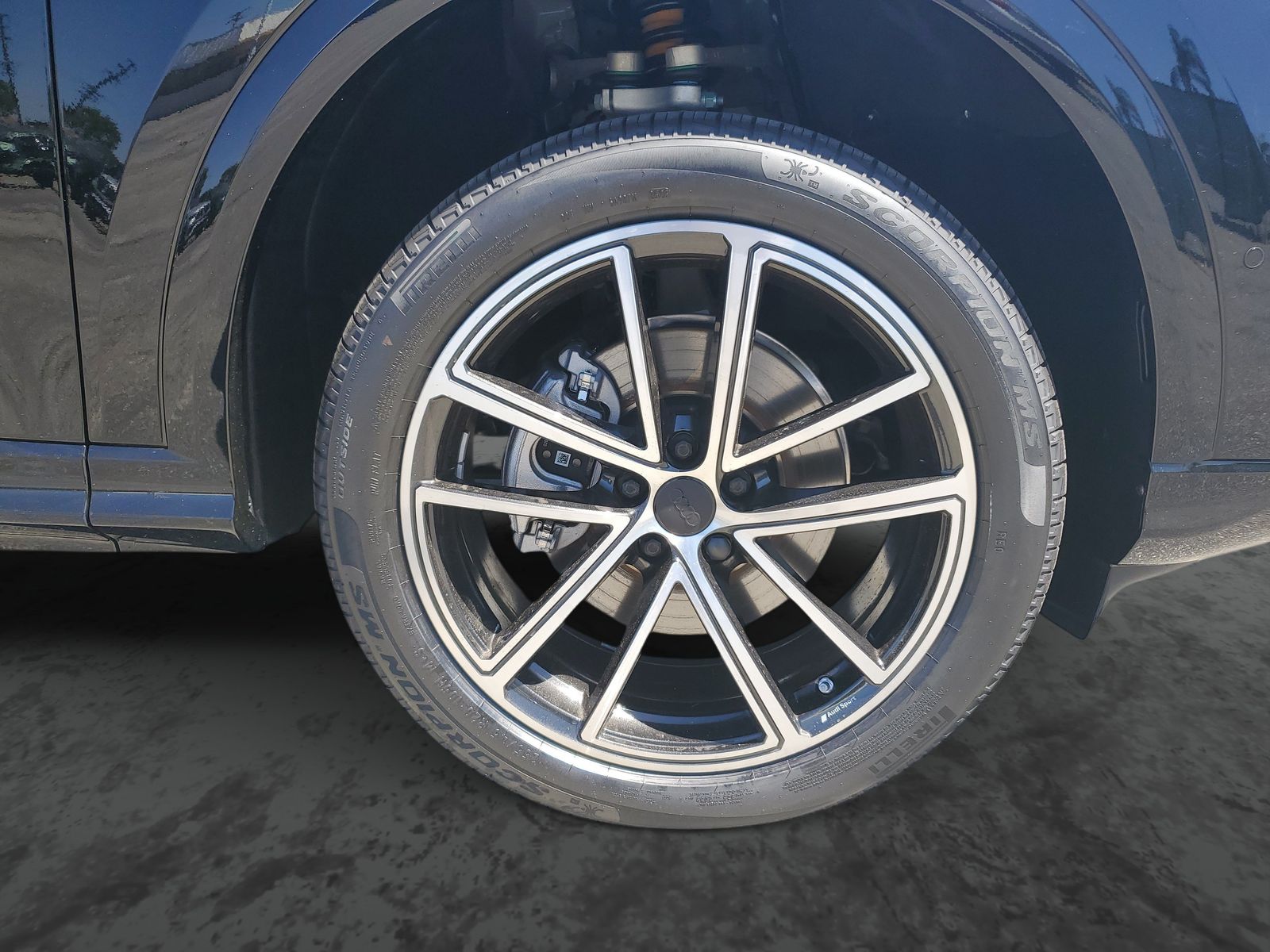 Vehicle photo