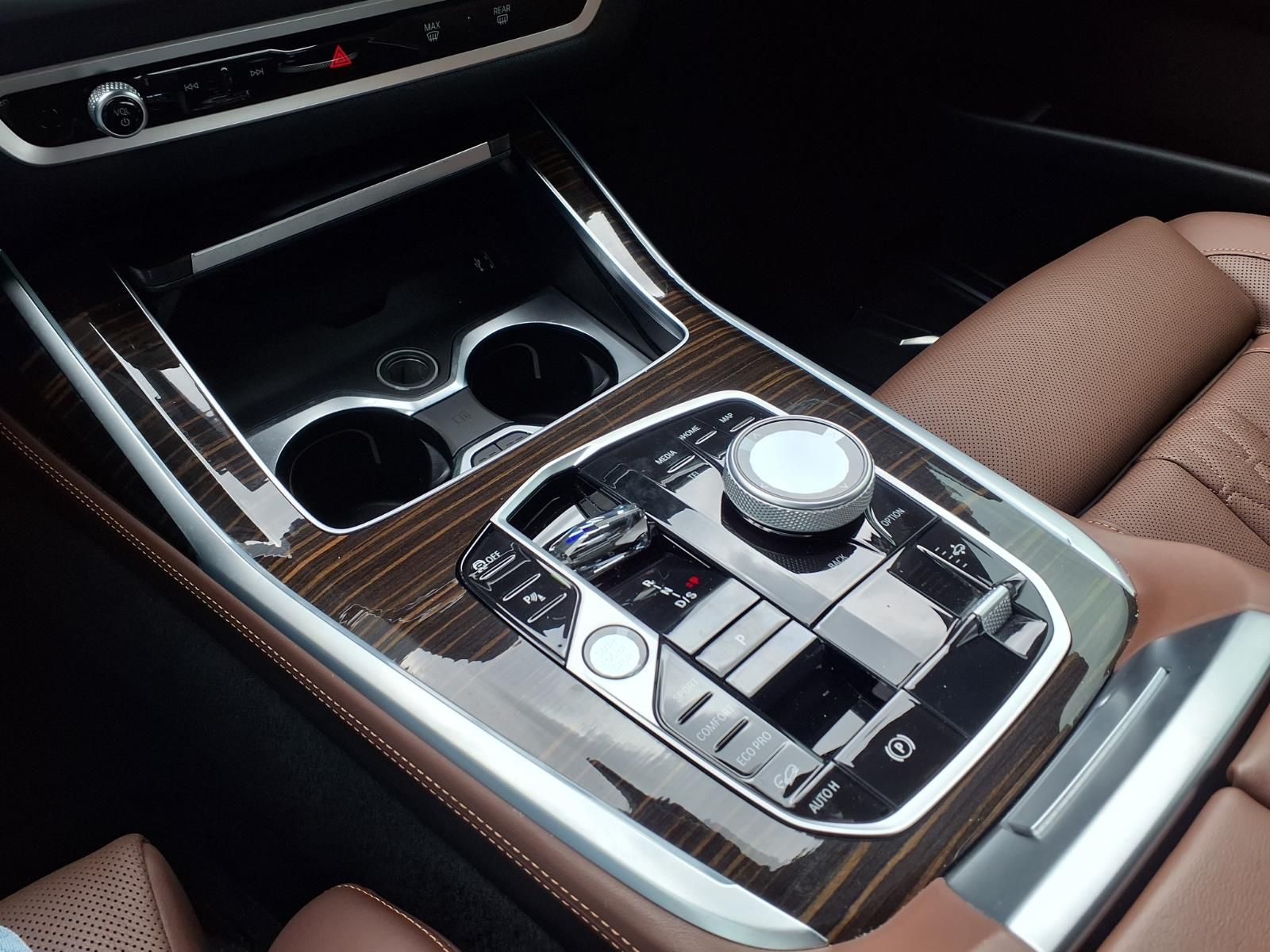 2024 BMW X7 M60i Green at Westside Lexus
