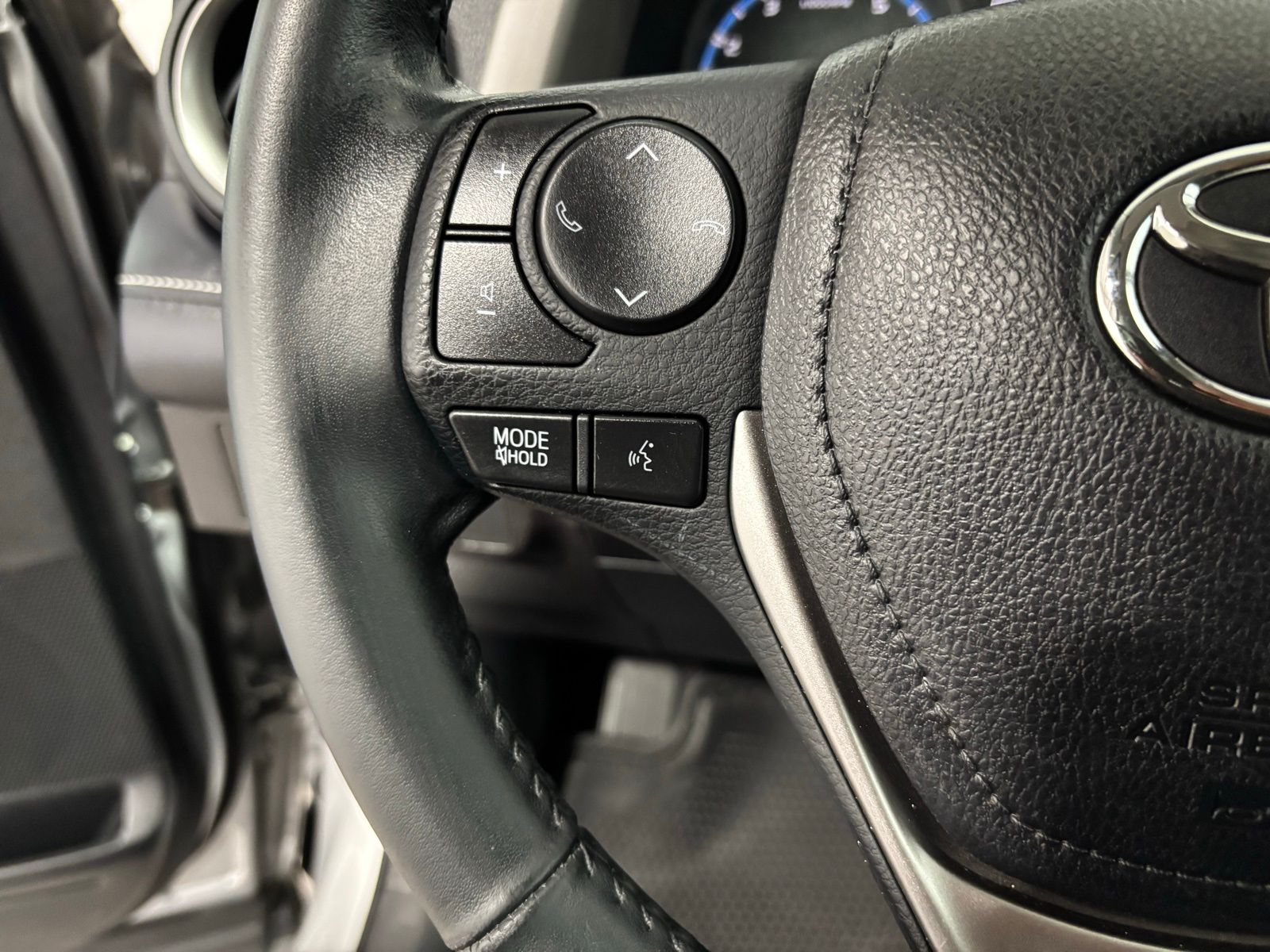 Used Car 2018 Toyota Rav4  For Sale Under $20,000 In Austin, Texas