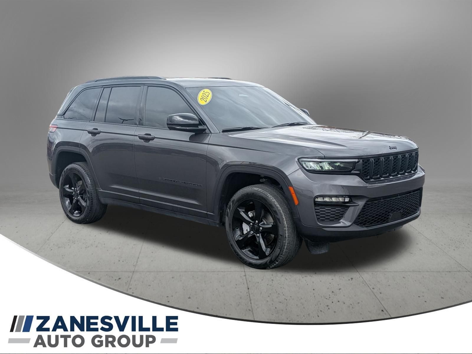 Baltic Gray Metallic Clearcoat 2025 Jeep Grand Cherokee Limited 4WD SUV / Crossover Four-Wheel Drive 8-Speed Automatic