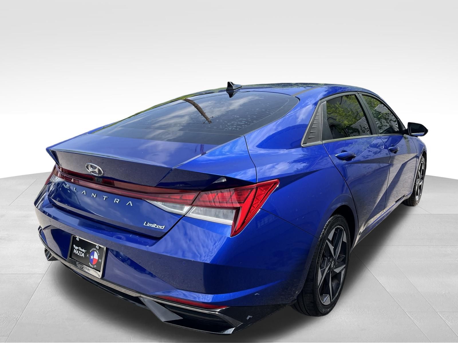 Used Car 2021 Hyundai Elantra  Limited For Sale Under $20,000 In Austin, Texas