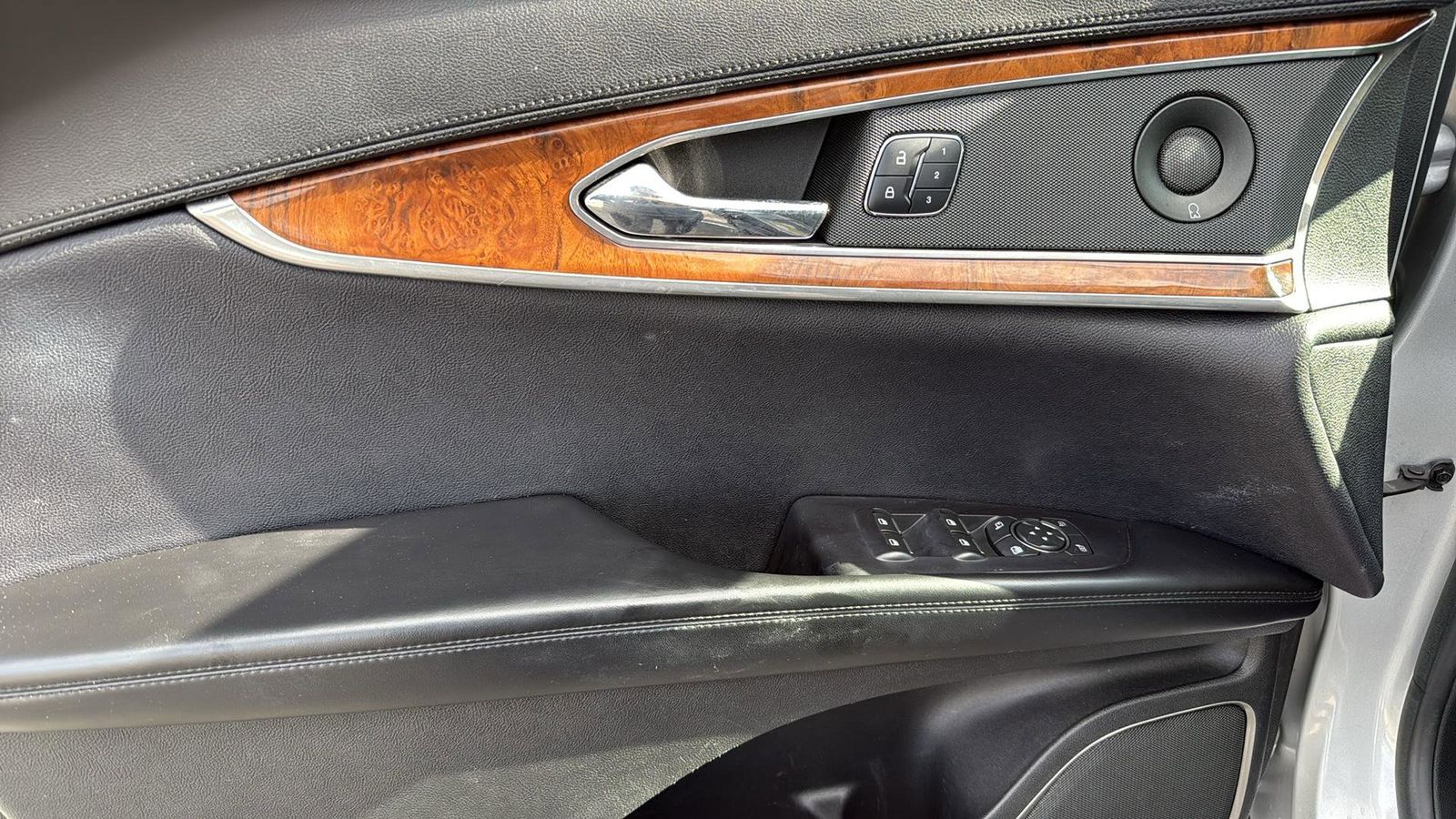 Used Car 2017 Lincoln Mkx  Reserve For Sale Under $20,000 In Austin, Texas