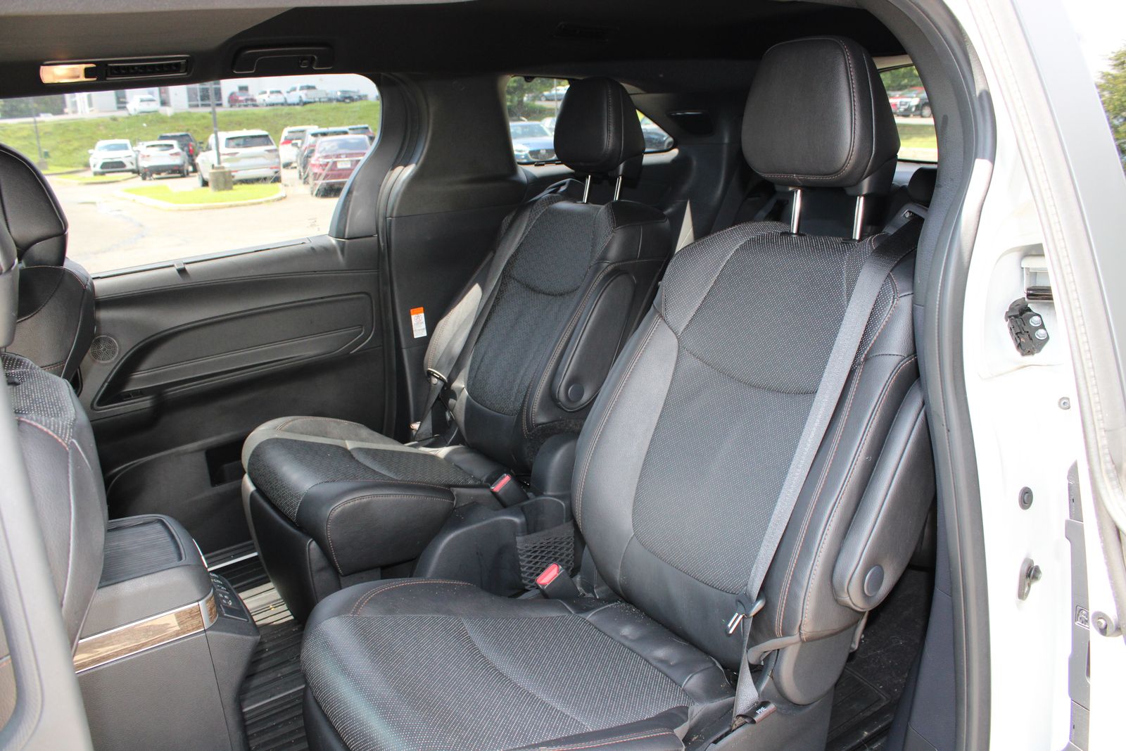 Used 2025 Beige Toyota Platinum image 10