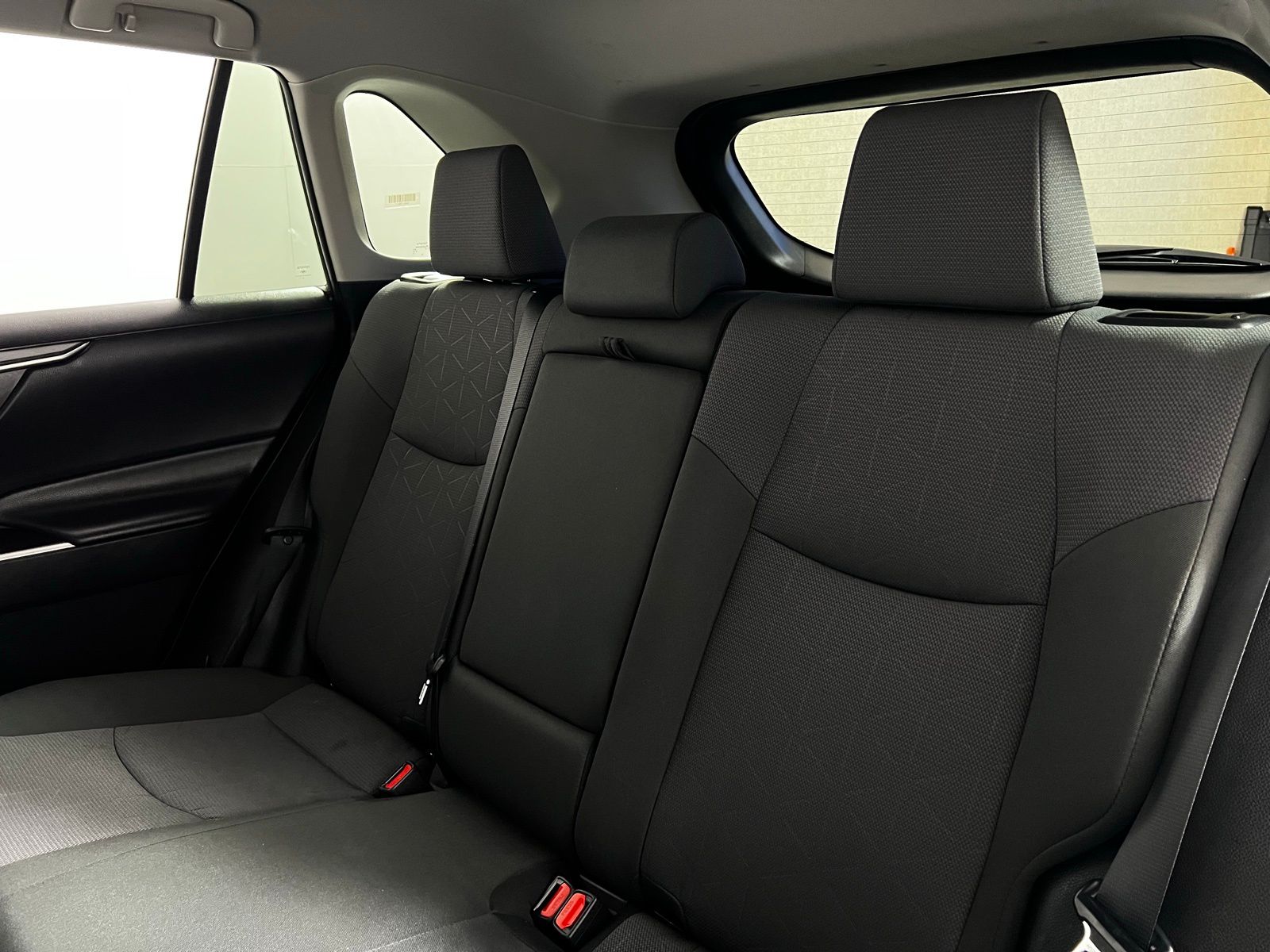 Thumbnail: 2025 Toyota RAV4 - 20