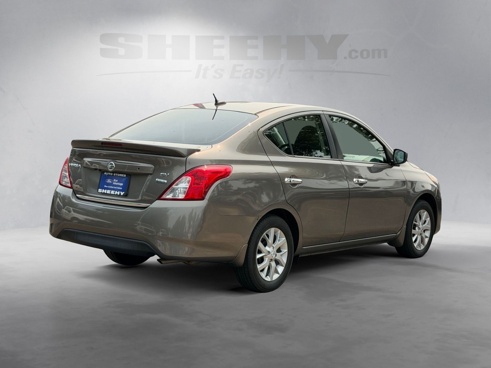 Used 2017 Khaki Nissan 1.6 SV image 15