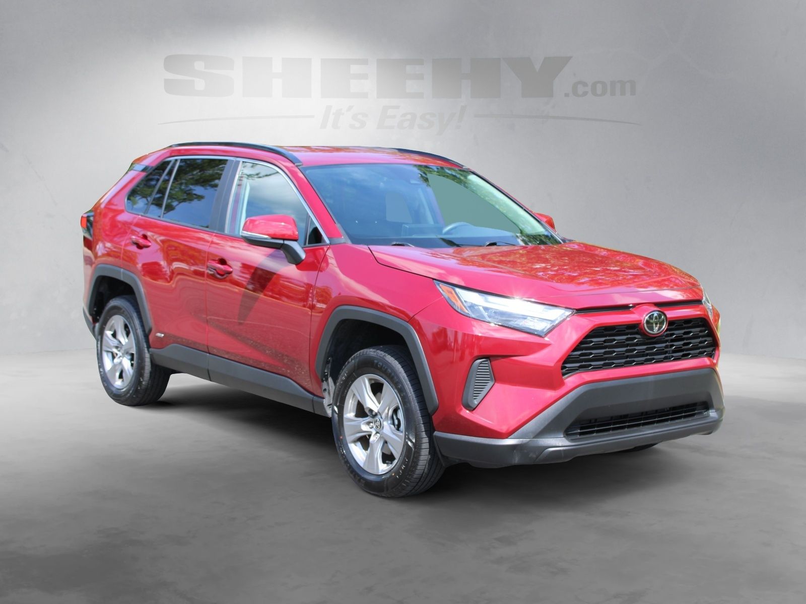 Used 2025 Red Toyota XLE image 2