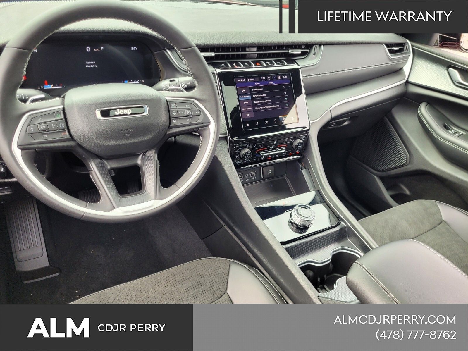 New 2025 Velvet Red Pearl-Coat Exterior Paint Jeep Altitude X image 10