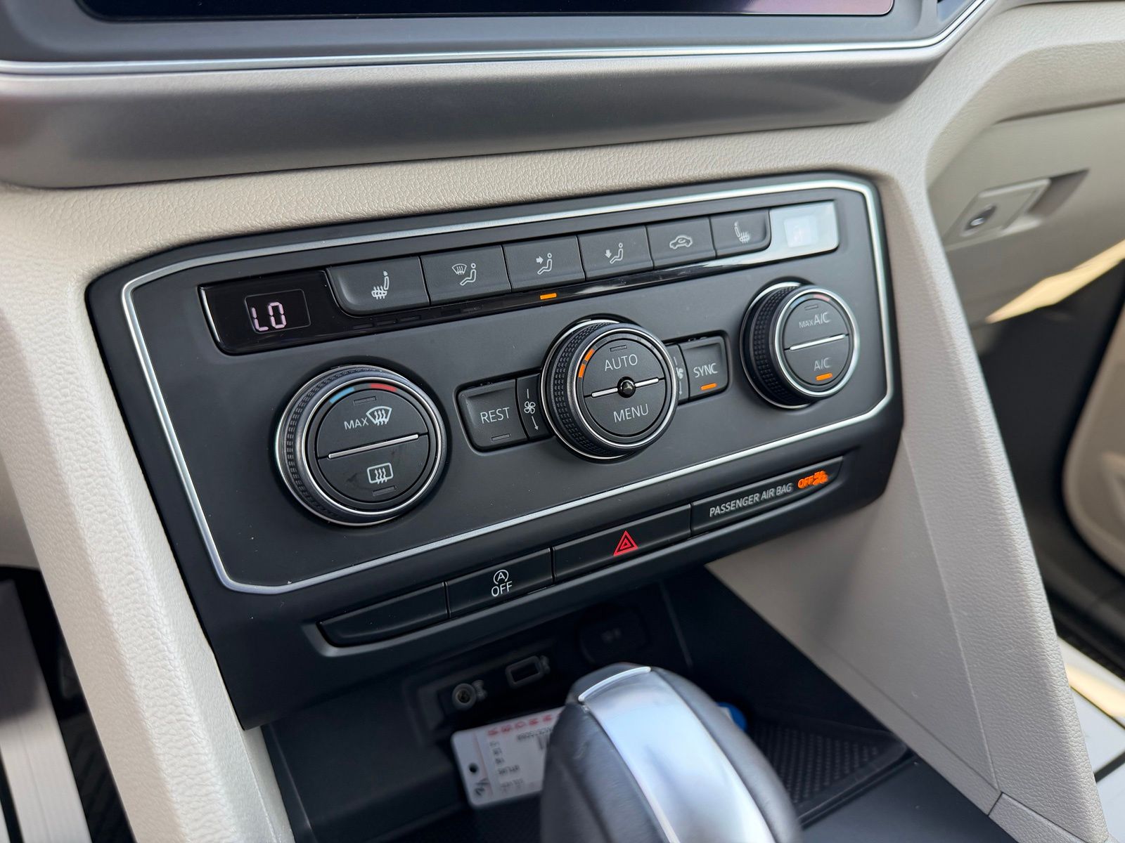 2019 Volkswagen Atlas image 22