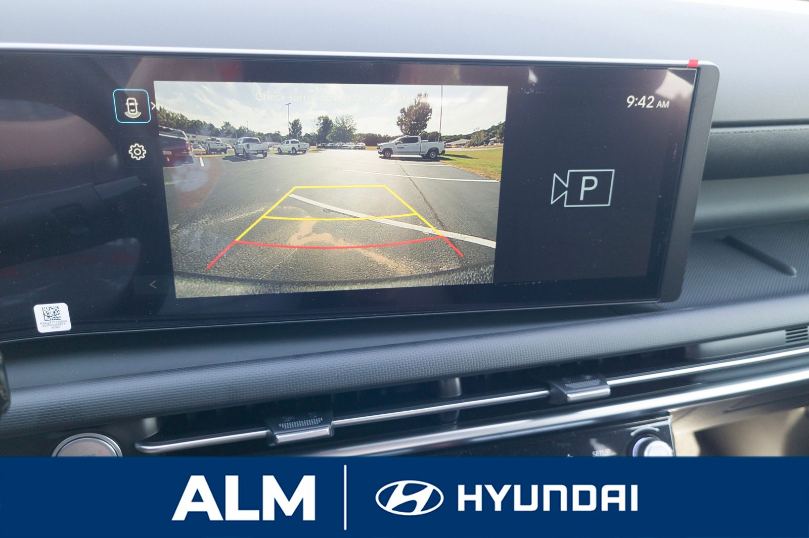 2026 Hyundai Santa Cruz SE photo 13