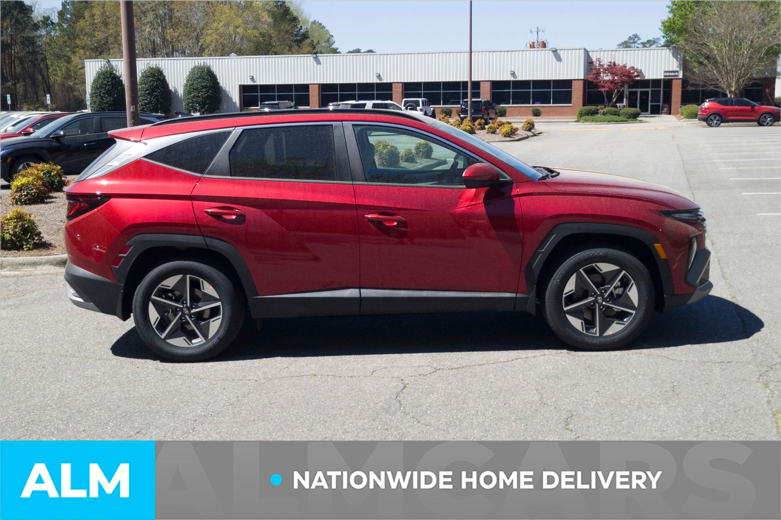 Used 2025 Red Hyundai SEL image 5