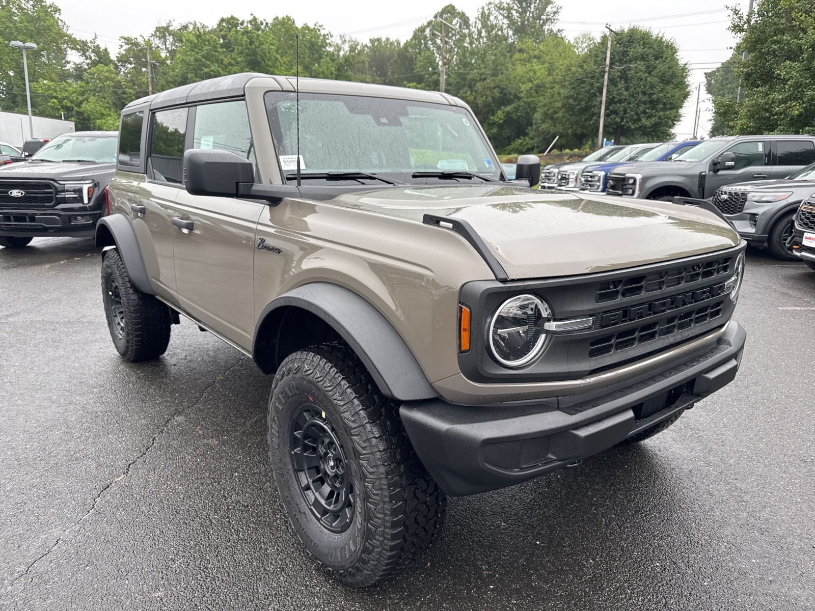 2026 Ford Bronco Big Bend Matte Black