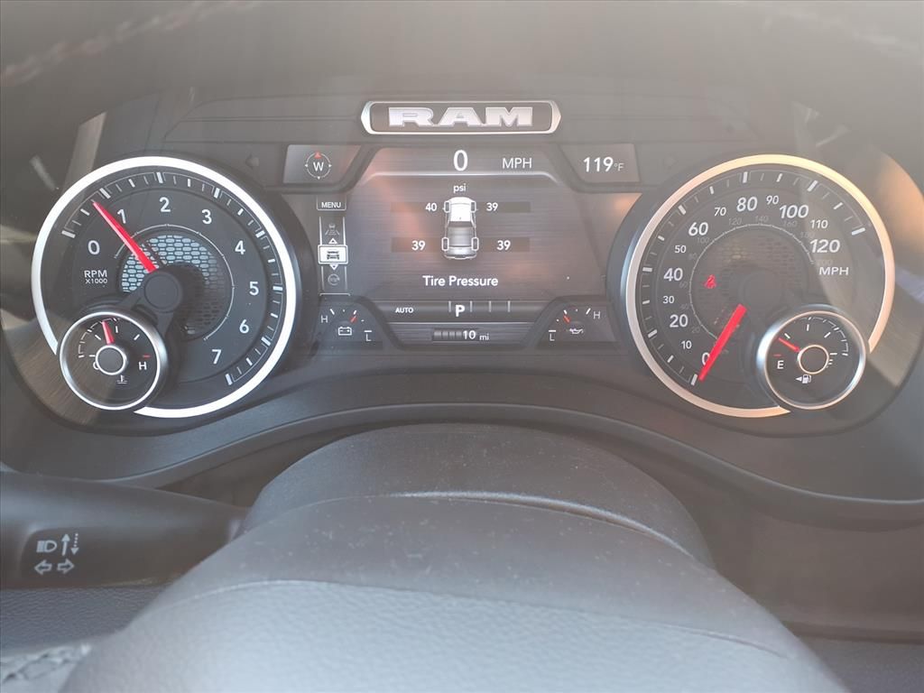 2026 Ram 1500 Laramie - 9