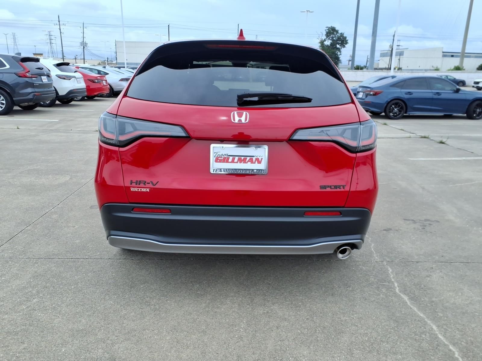 View vehicle photo 7