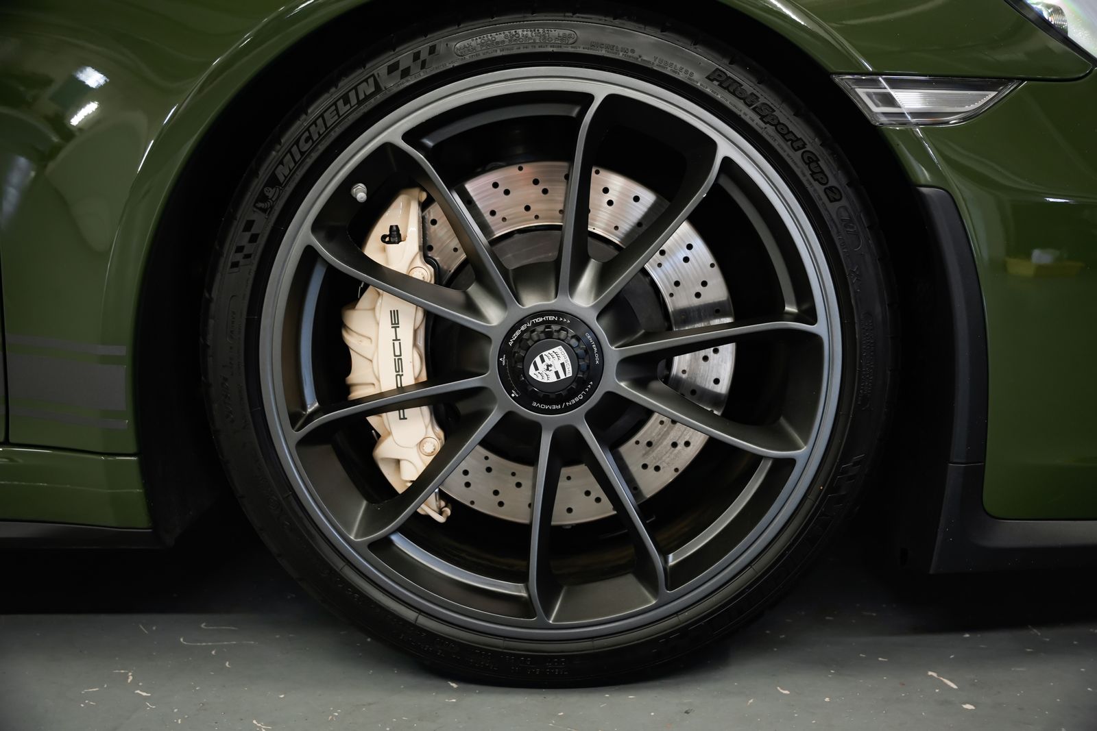 2019 Porsche 911 GT3 — photo 49