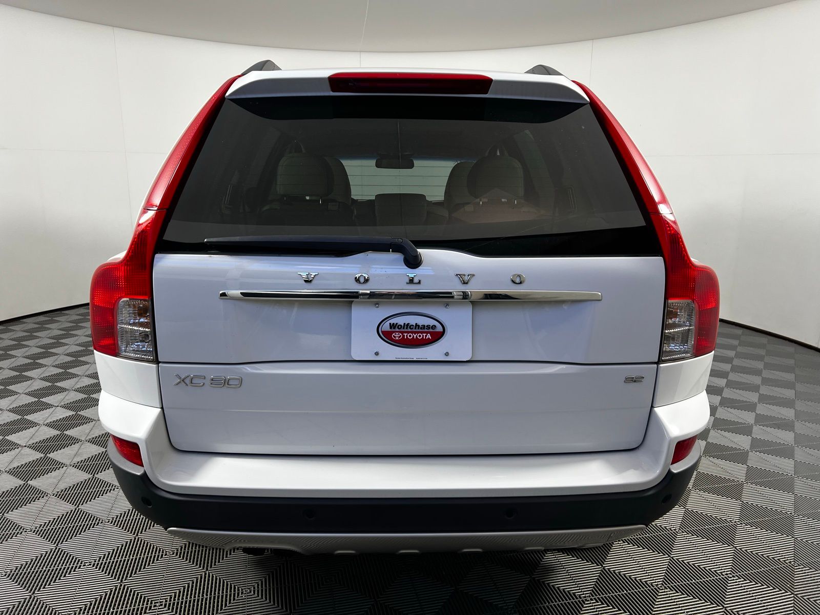 Thumbnail: 2010 Volvo XC90 - 6