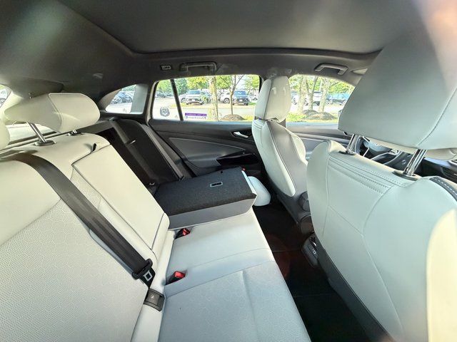 Used 2022 Gray Volkswagen Pro S image 10