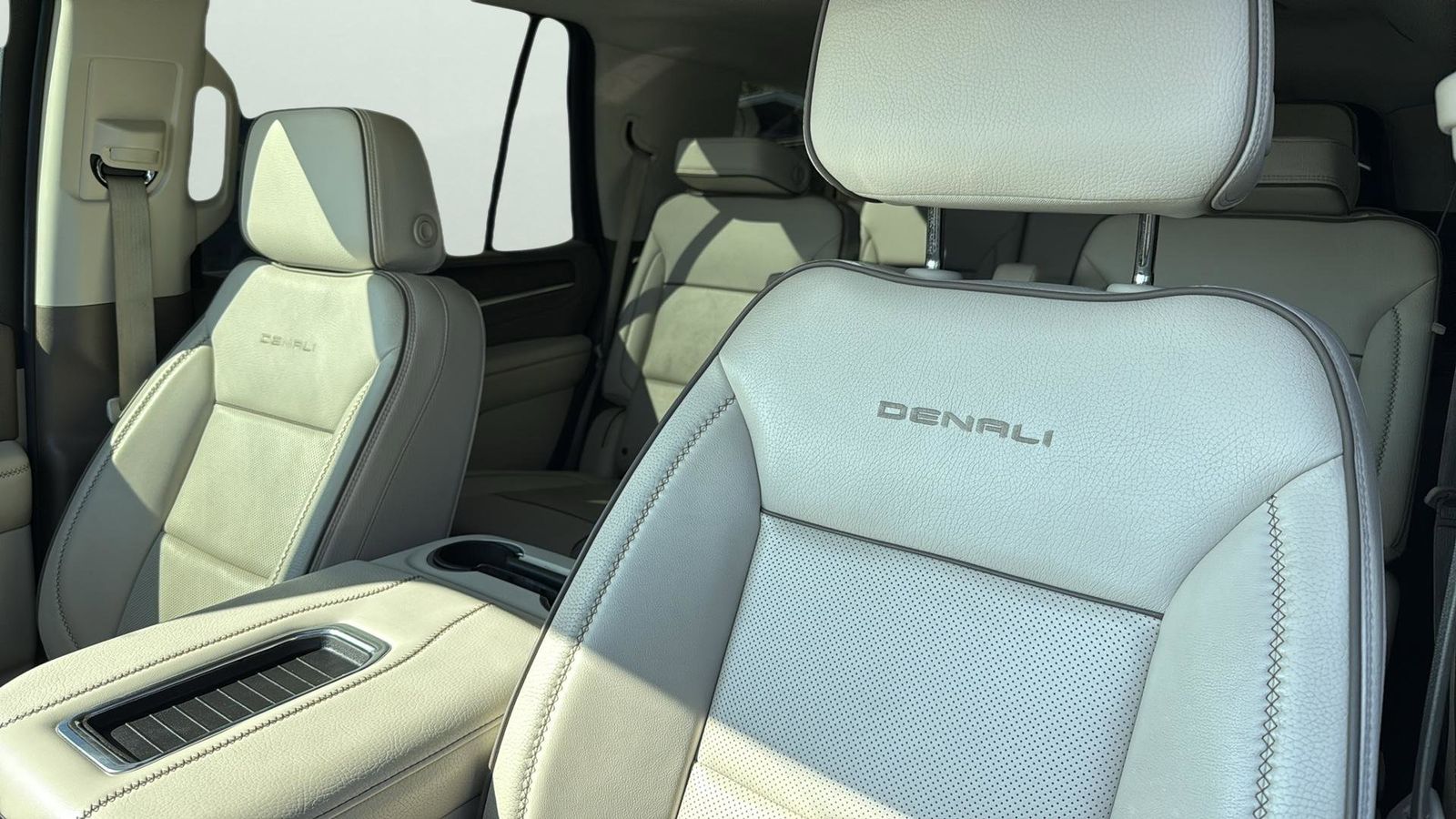 Used Car 2022 Gmc Yukon  Denali For Sale Under $60,000 In Austin, Texas