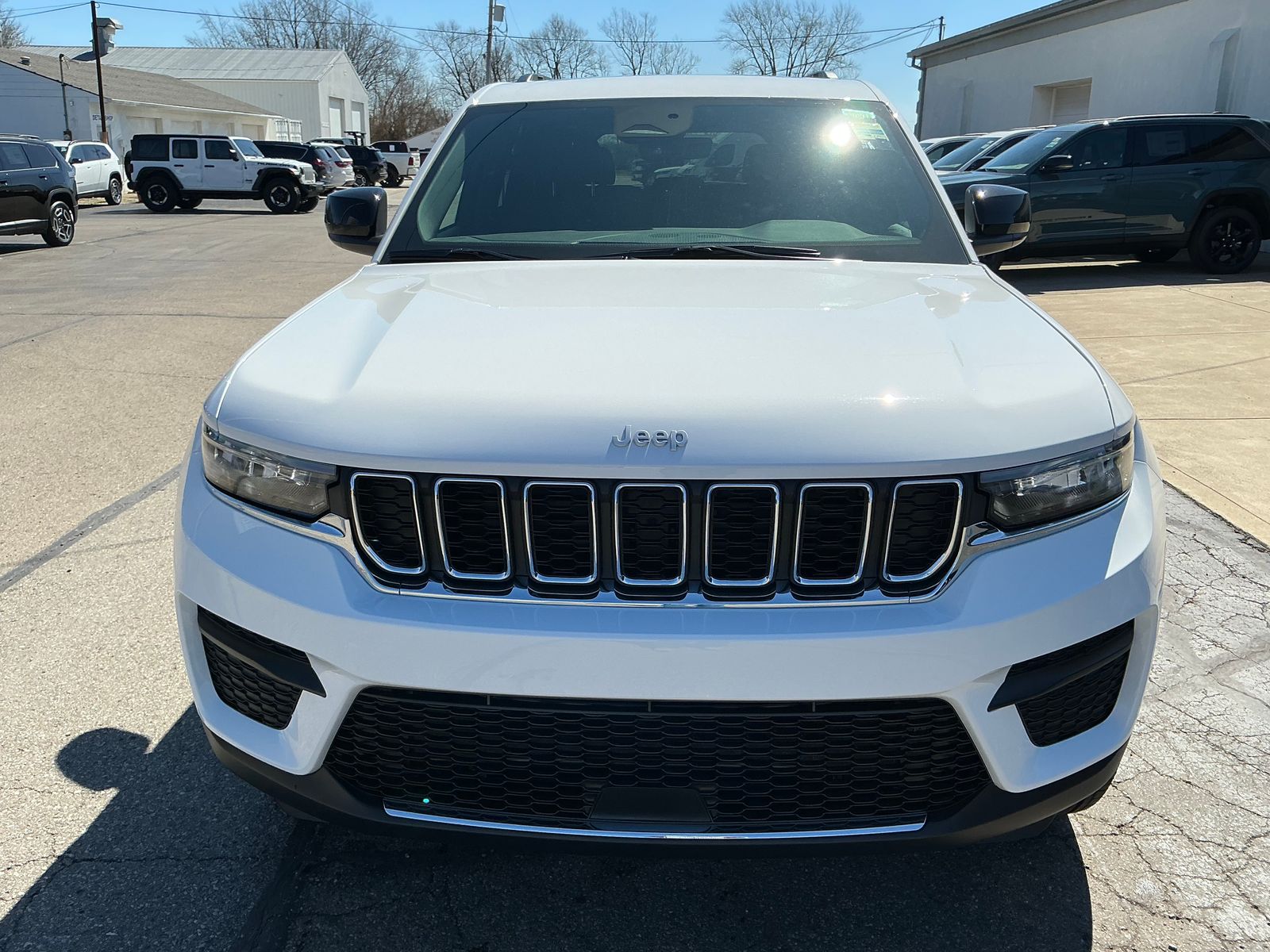 View vehicle photo 2