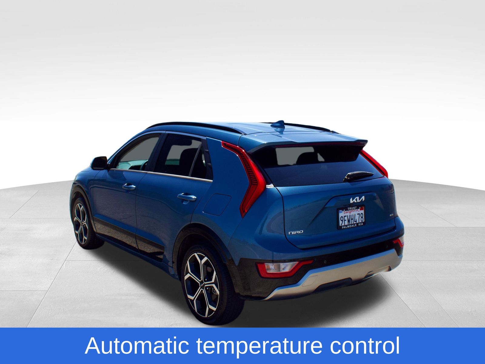View vehicle photo 5