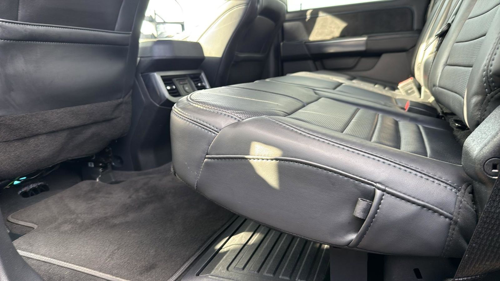 Used Car 2025 Ford F-250sd  Platinum For Sale Under $90,000 In Austin, Texas