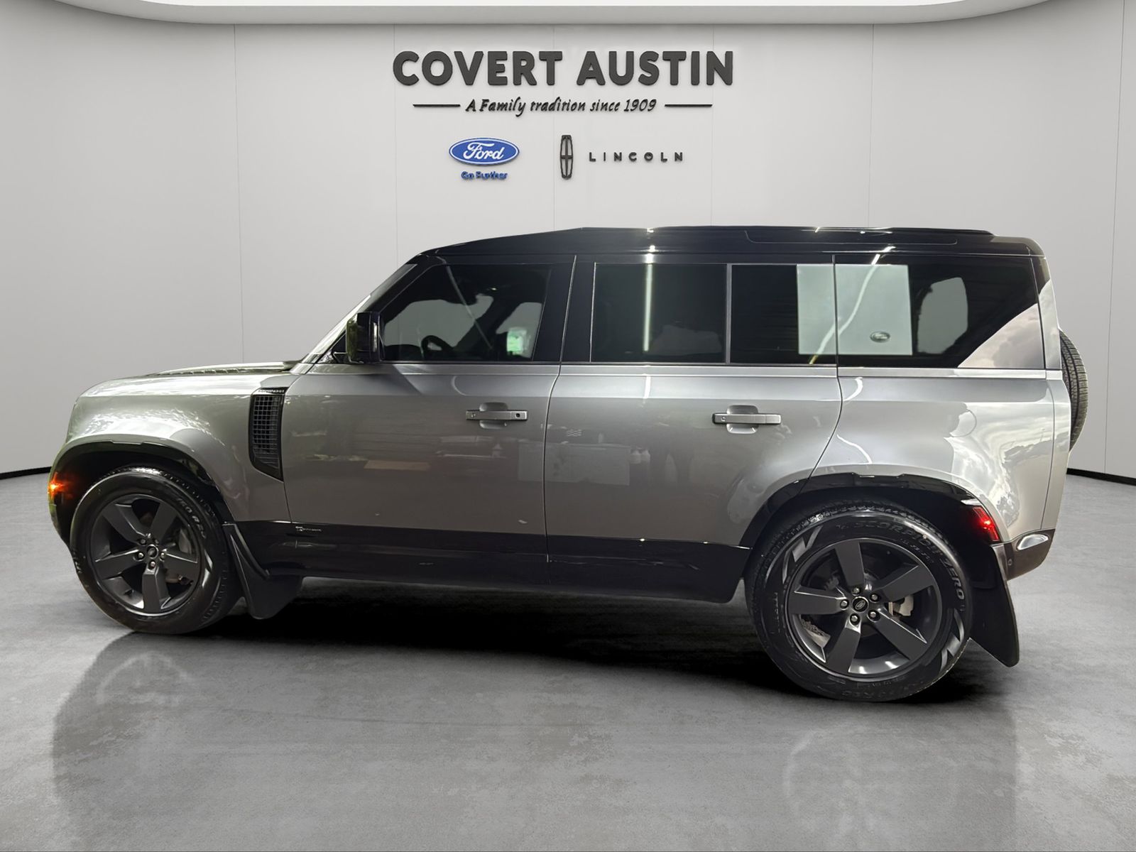 Used Car 2021 Land Rover Defender 110  X-dynamic Se For Sale Under $50,000 In Austin, Texas