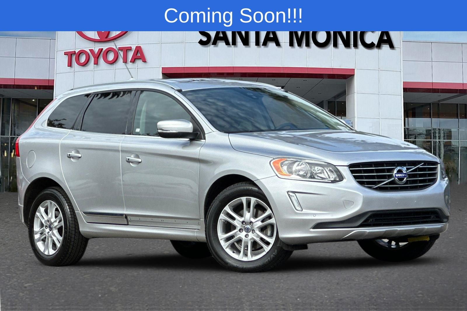 Bright Silver Metallic 2016 Volvo XC60 SUV / Crossover Front-Wheel Drive Automatic
