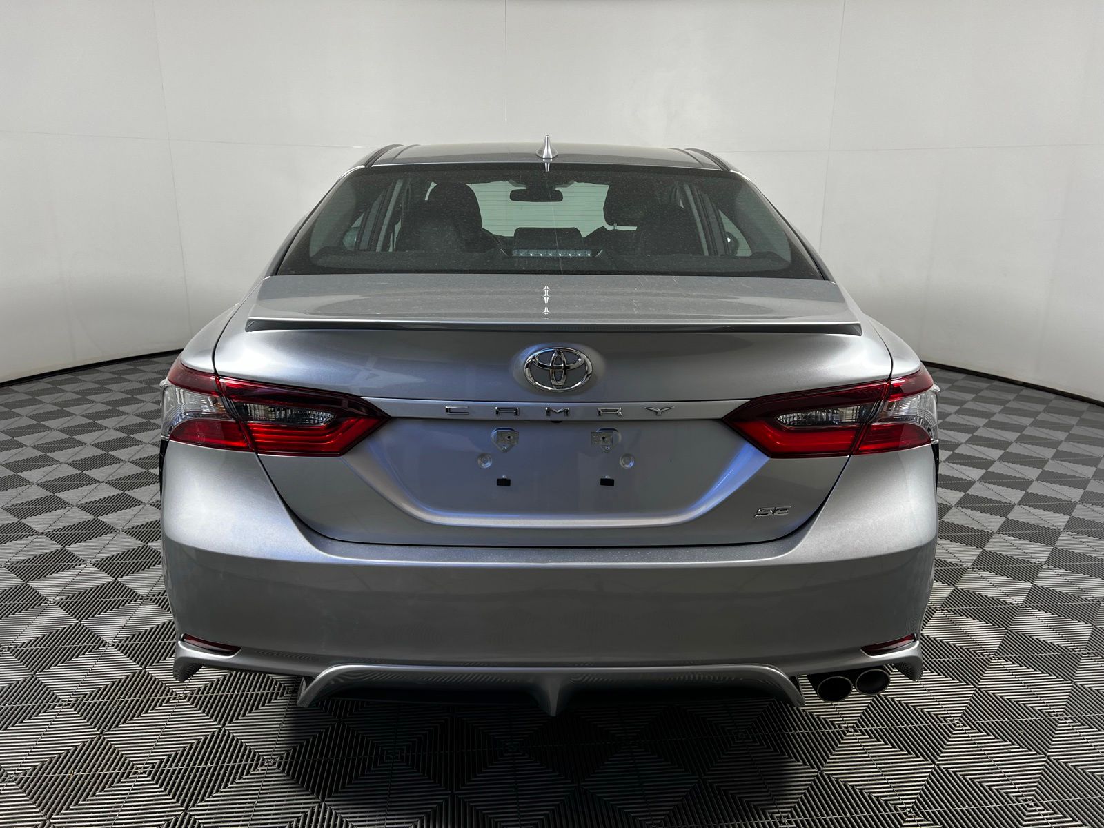 Thumbnail: 2024 Toyota Camry - 6